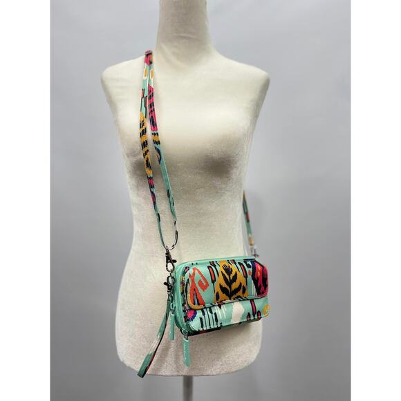 Vera Bradley Lighten Up RFID All in One Crossbody Pueblo Aqua Boho Festival - Picture 1 of 5